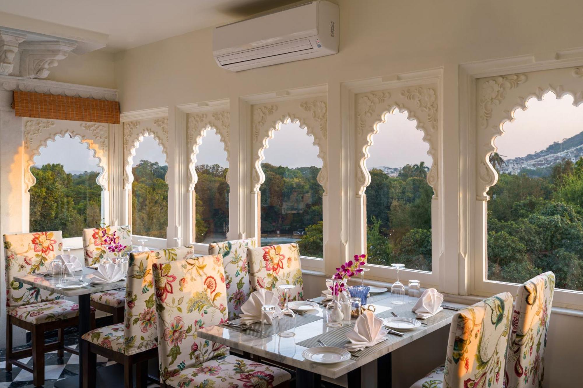 Chunda Haveli Hotel Udaipur Exterior photo