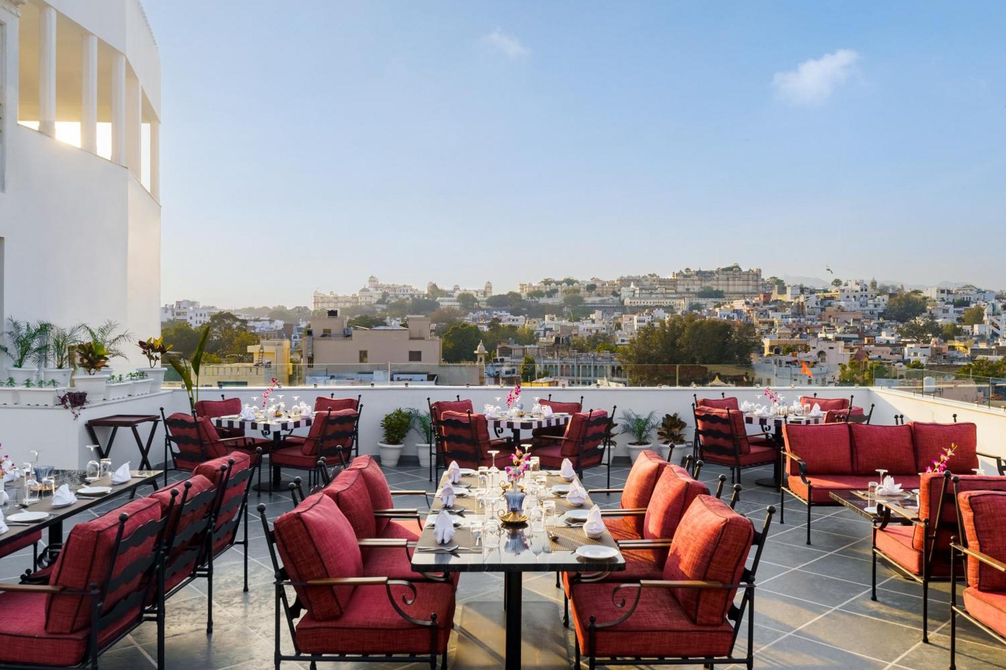 Chunda Haveli Hotel Udaipur Exterior photo